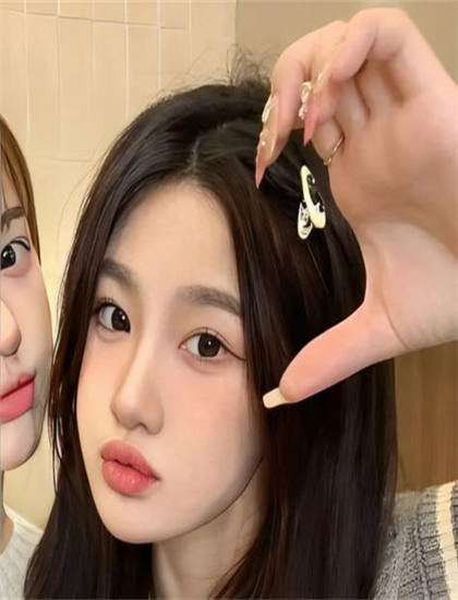 文化分析：女儿能顶半边中的社会变迁与人文精神的体现 认识电影作为文化载体的功能